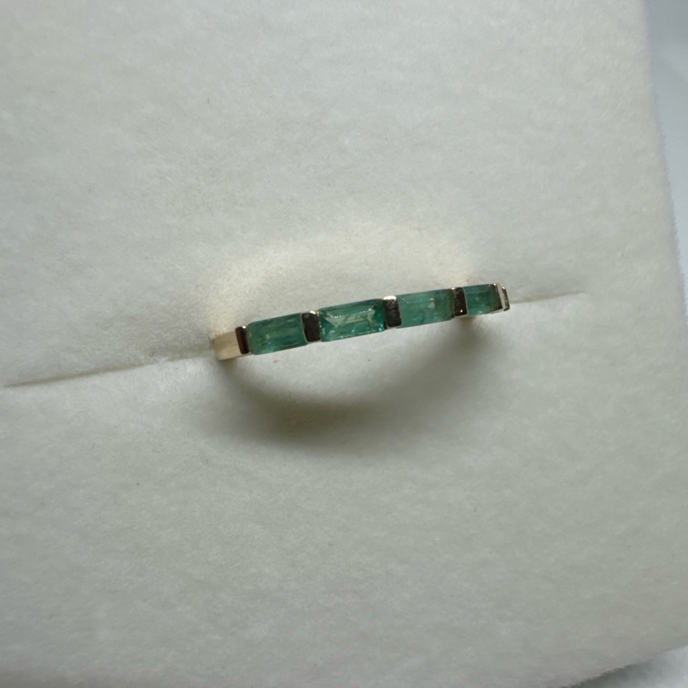 10k Yellow Gold Emerald Ring Semi-Eternity Band Baguette Channel-set Size 8